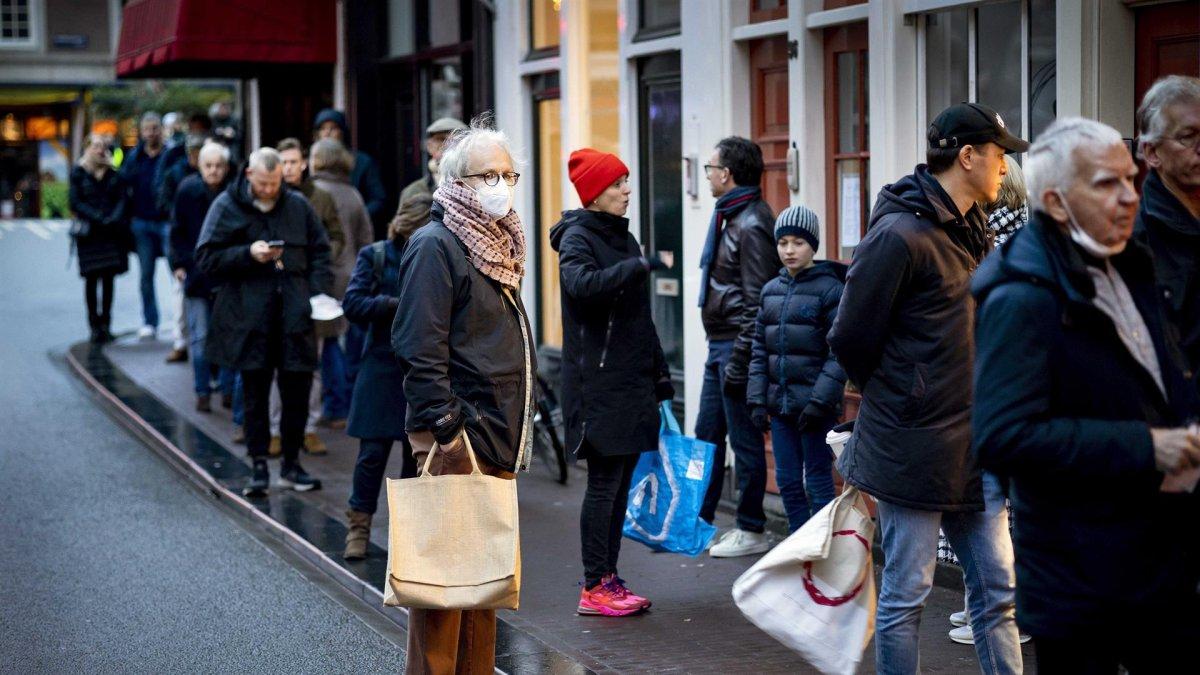 Amsterdam (Netherlands), 24/12/2021.-