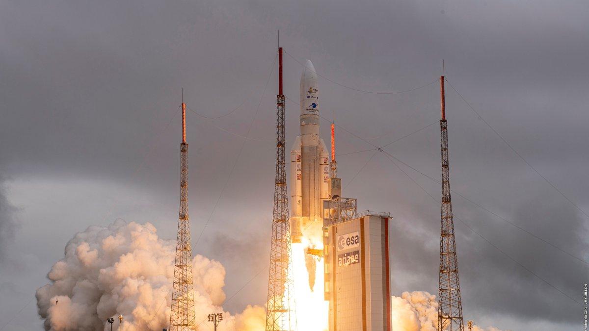 En Navidad se dio el esperado despegue del cohete Ariane 5, que llevaba al telescopio espacial James Webb.