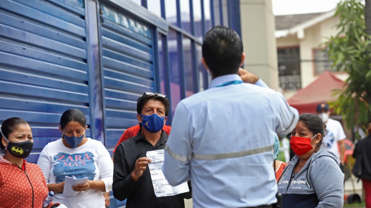 Energía. Este año CNEL firmó un contrato de 4,1 millones para la lectofacturación de medidores en Guayaquil.