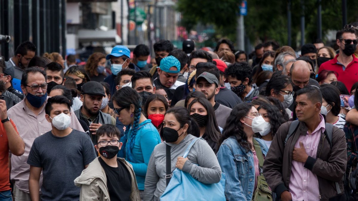 México tiene la cifra más alta de contagiados en el mundo pero pasó una navidad sin restricciones.