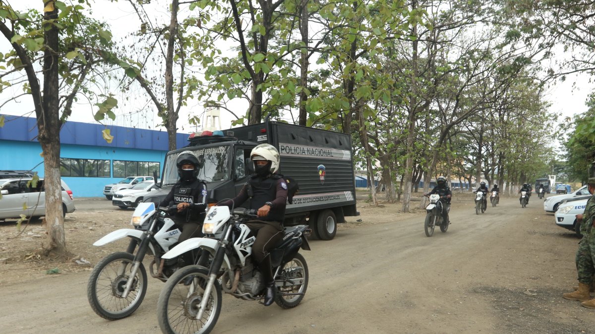 Autoridades visitaron La Penitenciaría del Litoral como parte del proceso de 