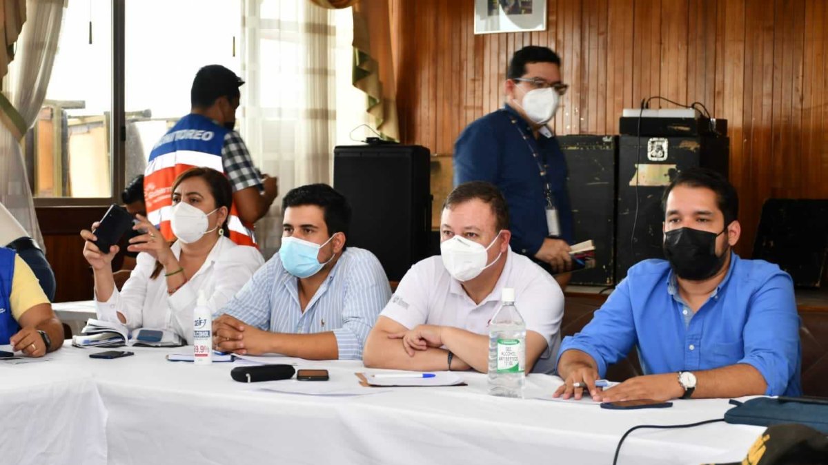 Socavón. Cuatro casas han colapsado y más de 300 personas han sido afectadas en Zaruma.