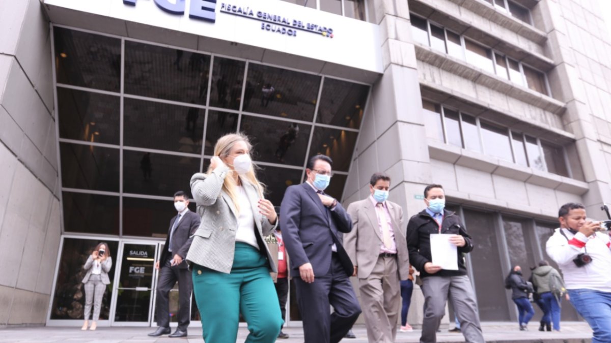 Fiscalía. Los legisladores Ana Belén Cordero, Bruno Segovia y Fernando Villavicencio presentaron la denuncia en noviembre.