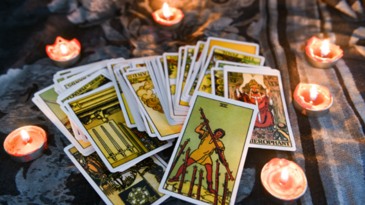 Referencial cartas del tarot.