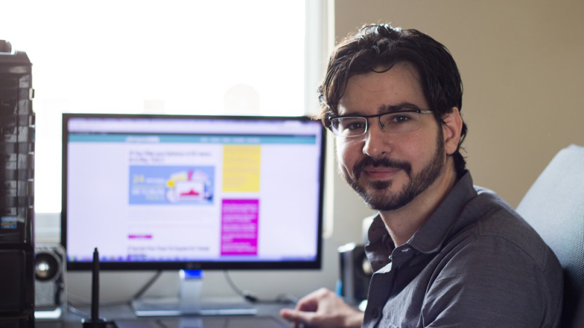 Carlos Oporto informa sobre la COVID en su Twitter.