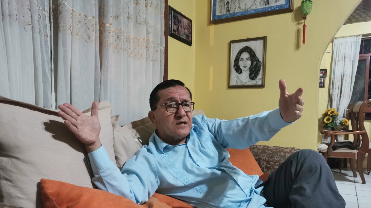 José Victoriano Ochoa recibió a EXPRESO en su domicilio.