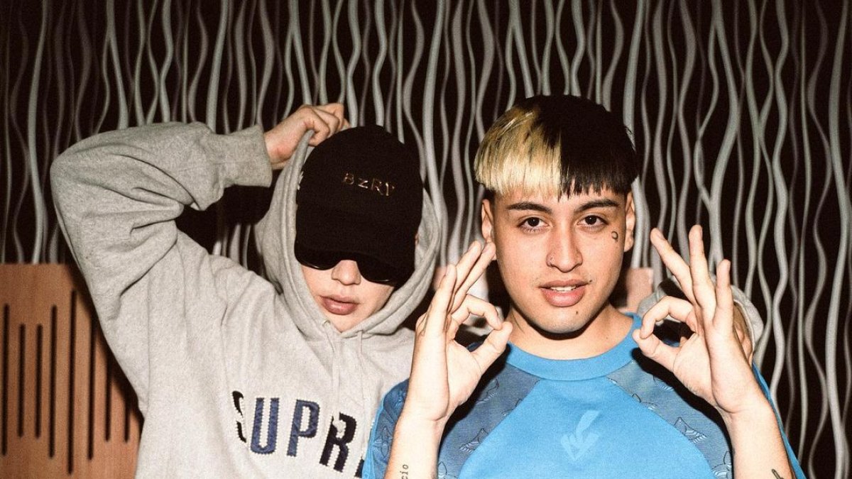 En esta sesión número 48, el productor y el cantante hacen muchas referencias a otras pasadas como la de Nathy Peluso y Nicky Jam.