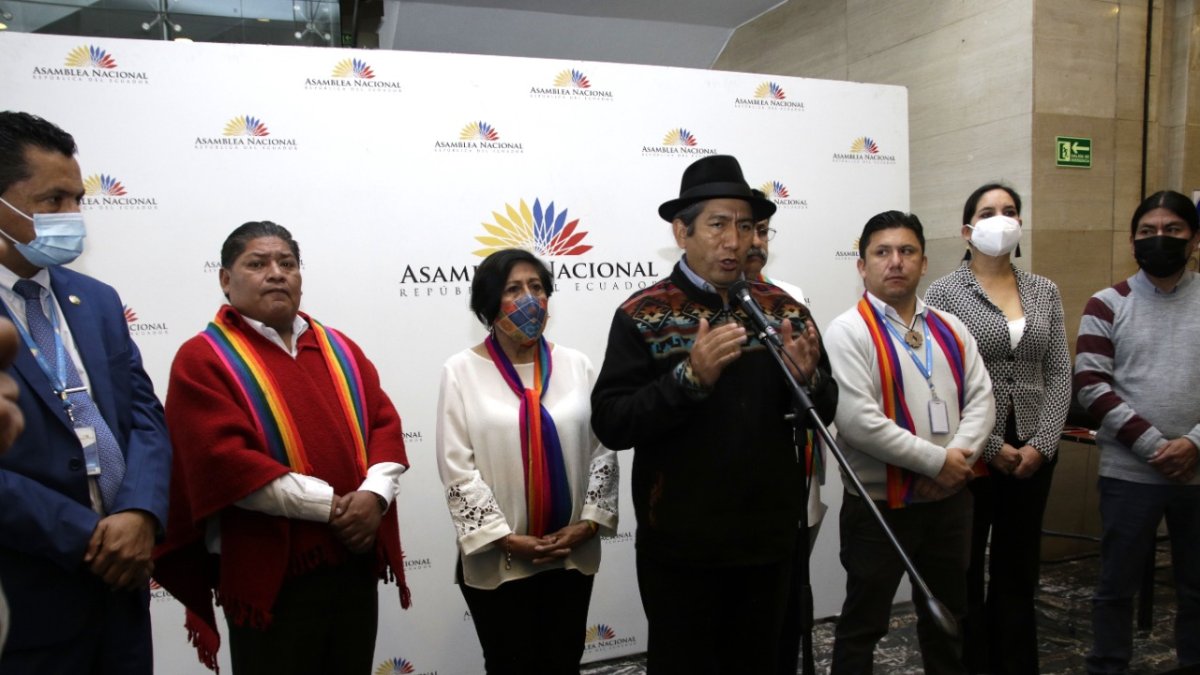 Postura. Nueve fueron los primero ‘disidentes’ del bloque de Pachakutik.