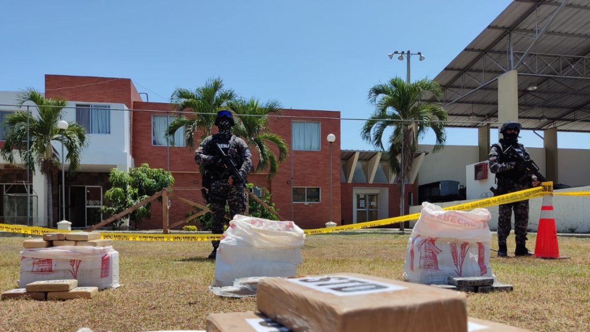 Almacenamiento. Los sitios cercanos a los puertos han sido utilizados para el almacenamiento del alcaloide.