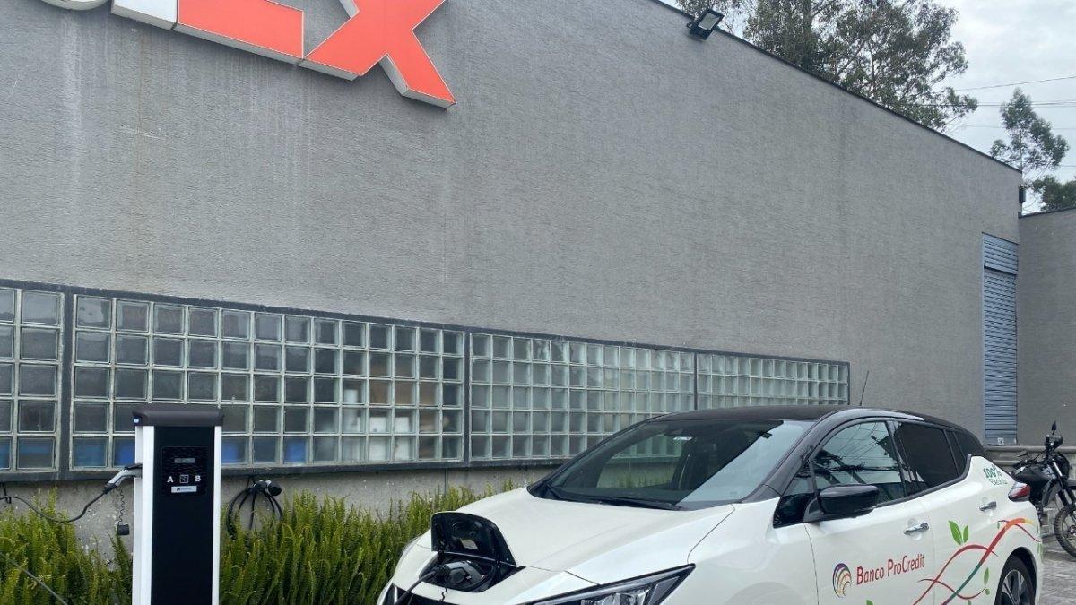 Infraestructura. El punto de recarga está en la avenida Eloy Alfaro, a la altura del Comité del Pueblo Norte.