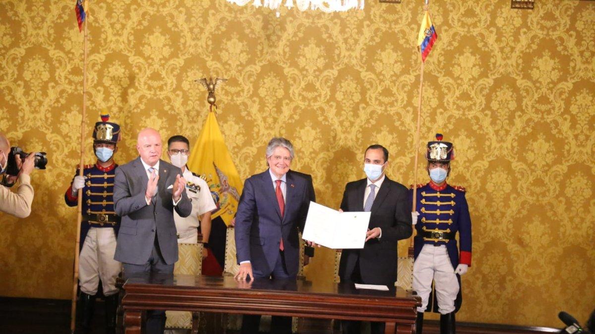 El 03 de enero pasado, el presidente Lasso hizo un cambio en el Ministerio de Relaciones Exteriores al designar a Juan Carlos Holguín como nuevo canciller.