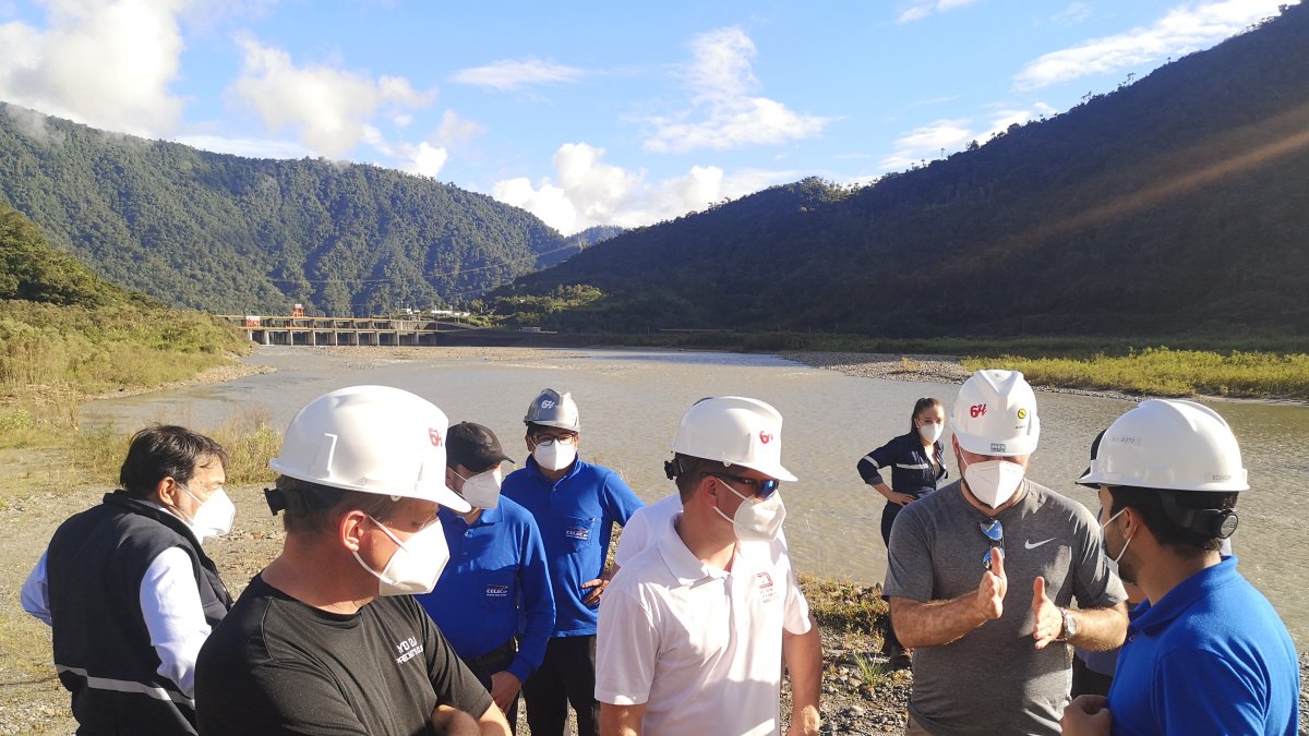 Inspección. En junio pasado técnicos de EE. UU. inspeccionaron los daños.