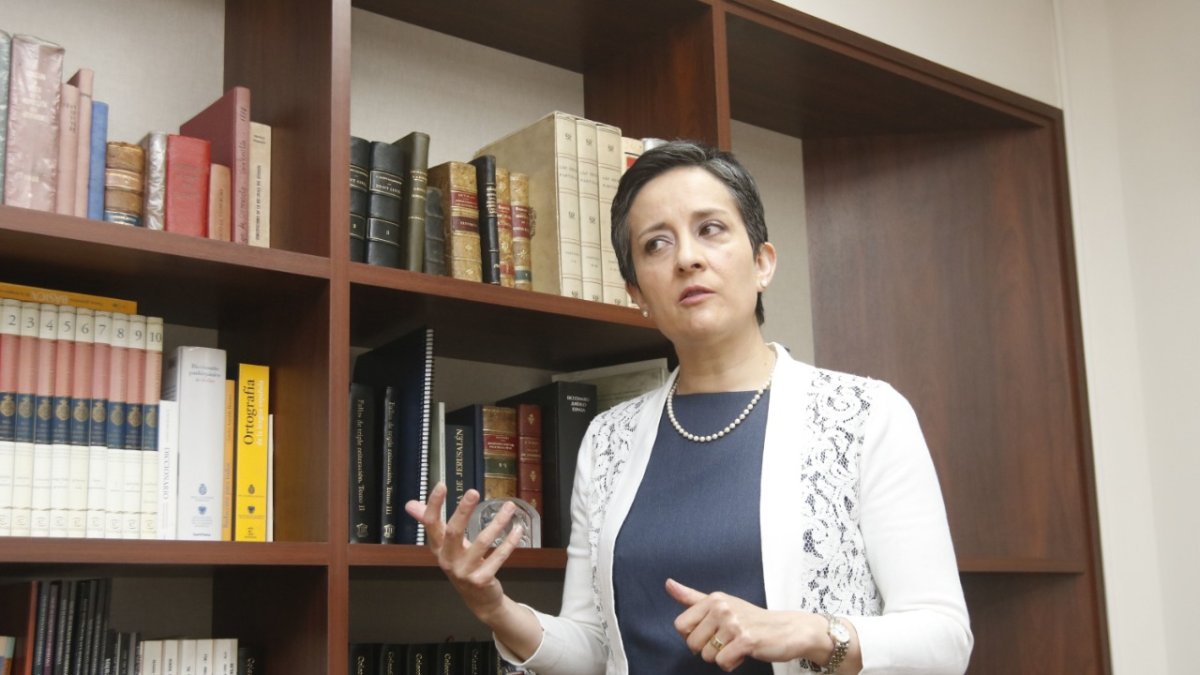 Tarea. La presidenta de la Comisión anunció que hasta el 7 de febrero estarán listos los nombres de los nuevos jueces de la Corte.