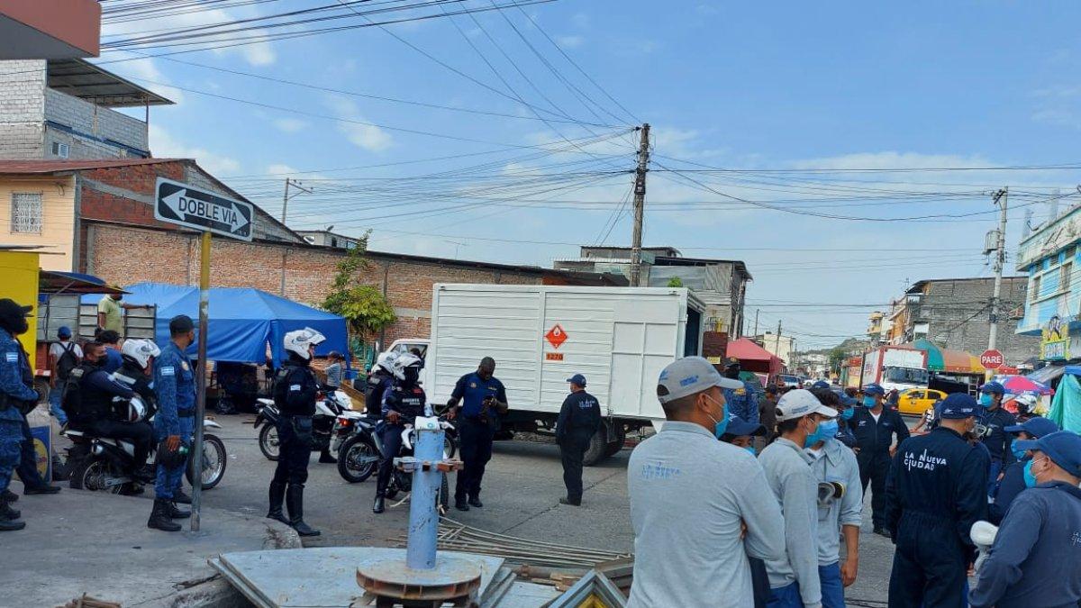 Situación. Los juegos invadían la vía pública y no tenían autorización.