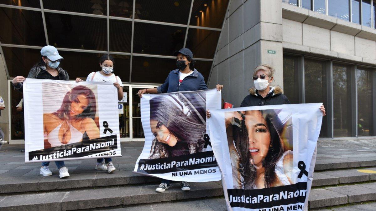 Quito. Los familiares de Naomi realizaron un plantón el lunes en la Fiscalía.