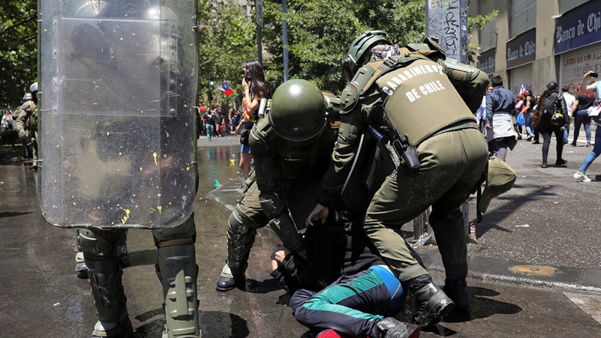 La Policía chilena es acusada de abusos durante las protestas que se prolongaron por varios meses en el 2019.
