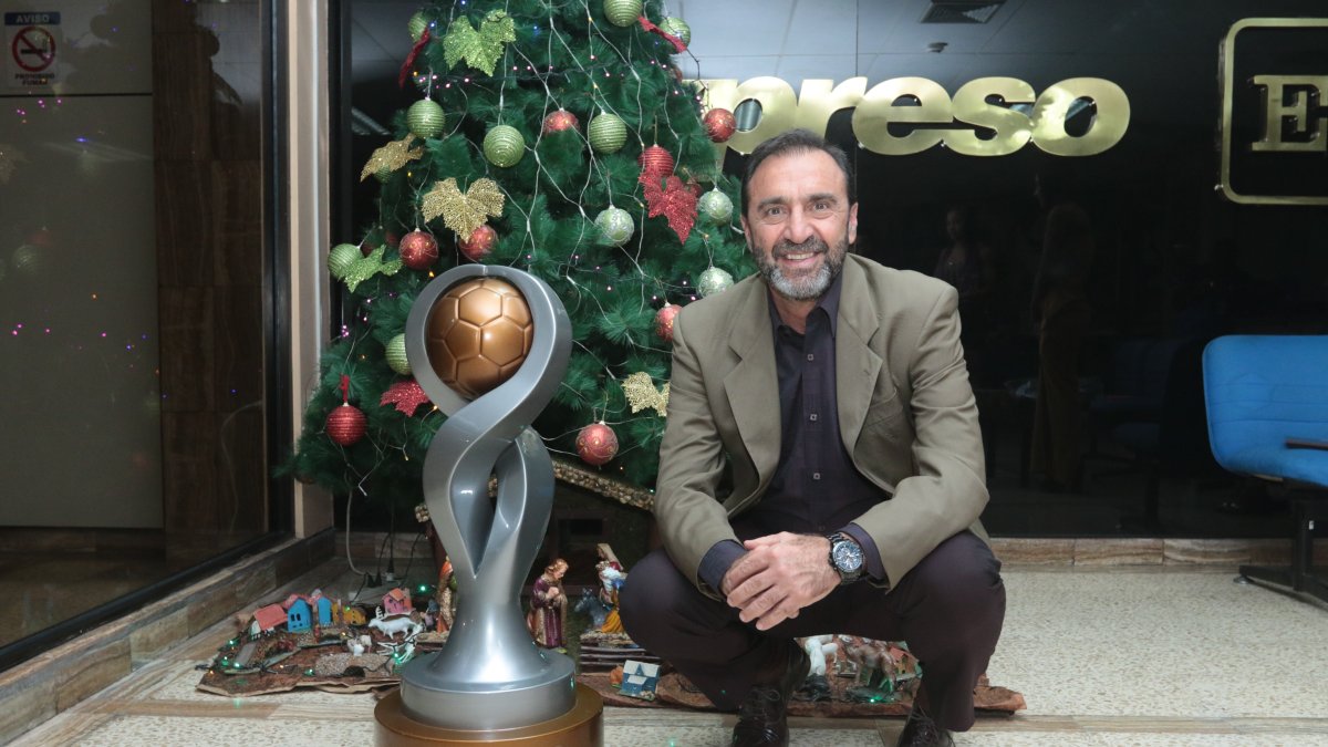 Nassib Neme visitó EXPRESO luego de ser campeón con Emelec en 2017.