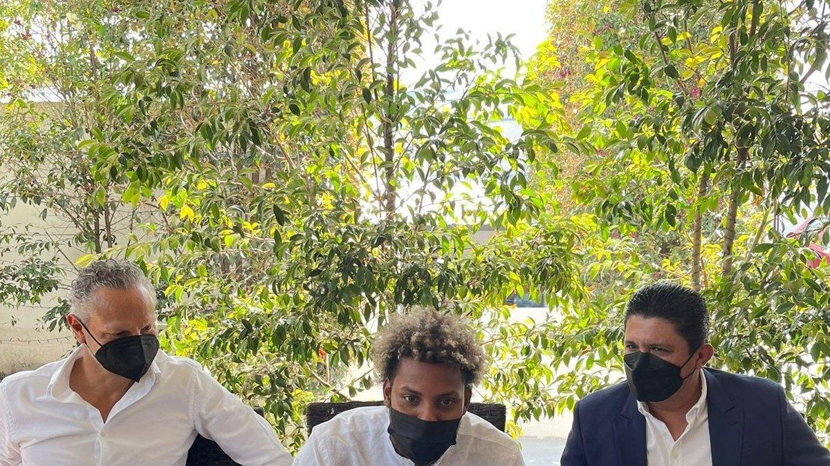 Joao Ortiz firmó un vínculo por cinco años con Liga de Quito.