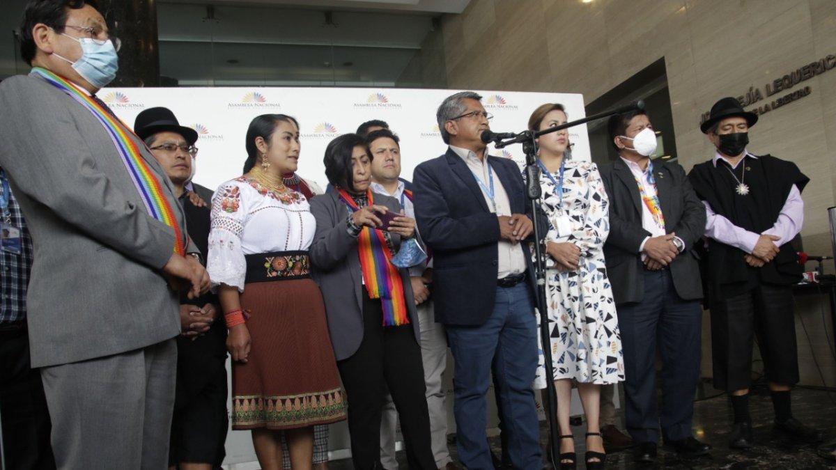 El jefe de bancada, Rafael Lucero, señaló que el movimiento elaborará una hoja de ruta para dialogar con el Gobierno.