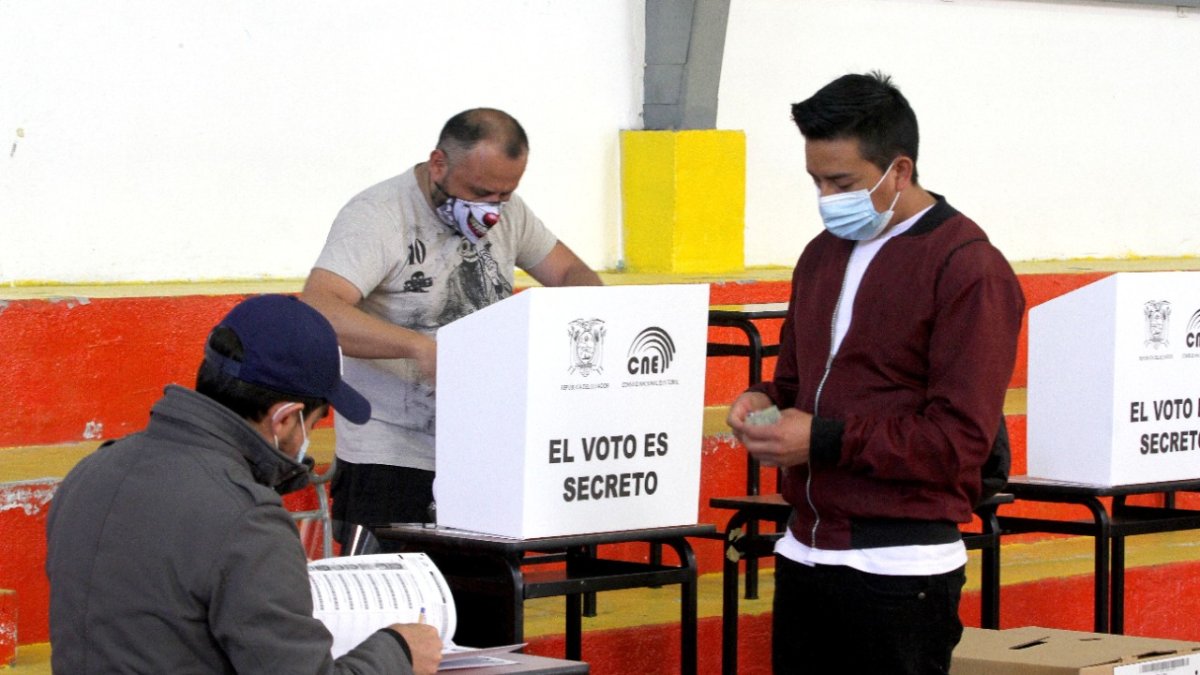 Cronograma. En el CNE tienen claro que las elecciones de 2023 no pueden extenderse más allá de febrero.