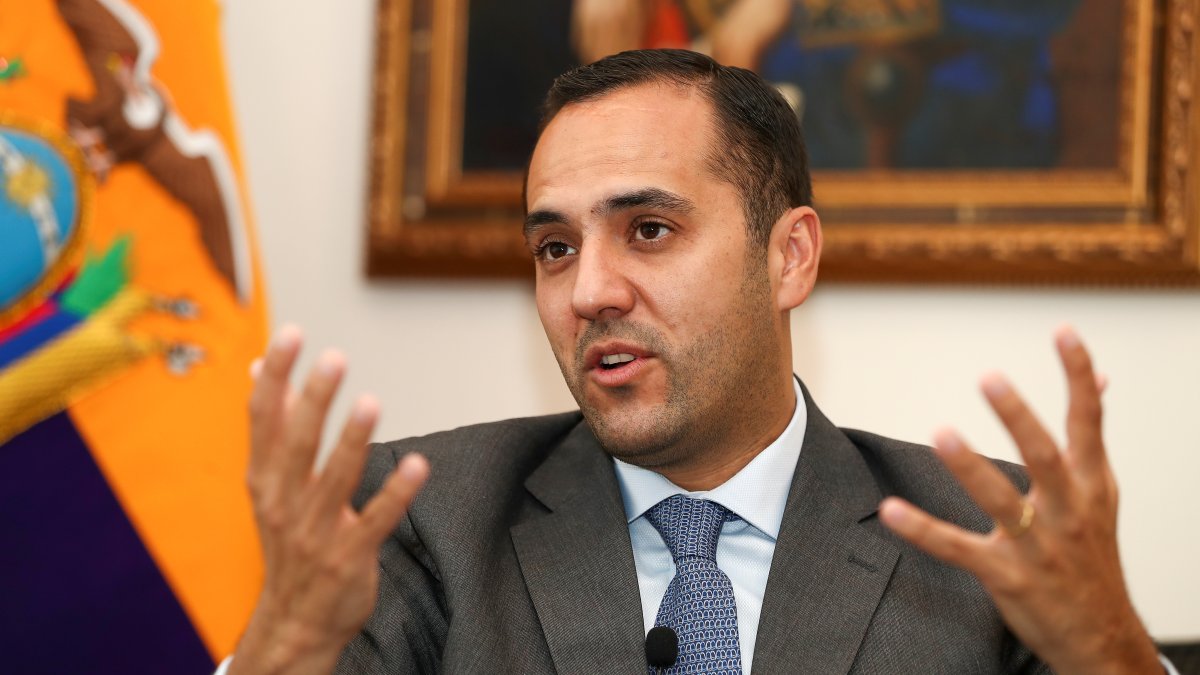 El ministro ecuatoriano de Exteriores, Juan Carlos Holguín