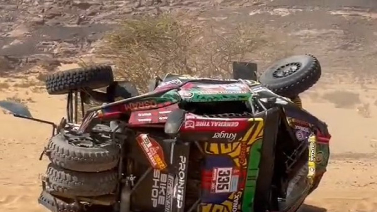 Así quedó el prototipo del ecuatoriano en medio del desierto donde se disputaba la etapa 10