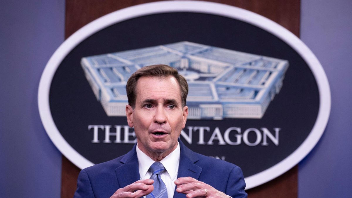 Fotografía de archivo en la que se registró al portavoz del Pentágono, John Kirbyn, en Arlington (Virginia, EE.UU.).