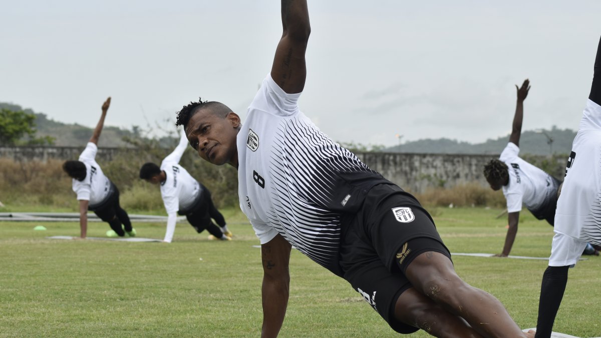 El Súper 9 tiene a varios refuerzos, entre esos Marcos Cangá.