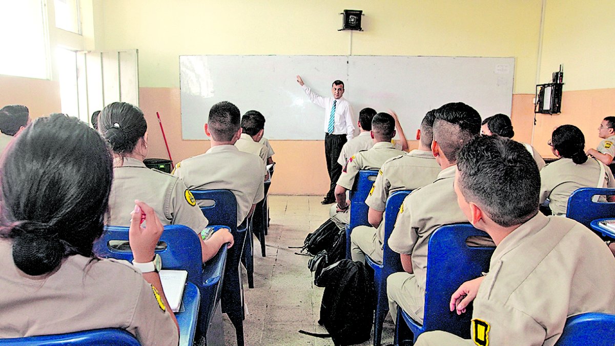 Aulas. Los docentes ganadores recibirán desde dinero hasta becas y viajes .