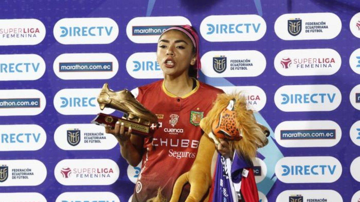 Madelen Riera, goleadora histórica del fútbol ecuatoriano, será refuerzo de Barcelona.