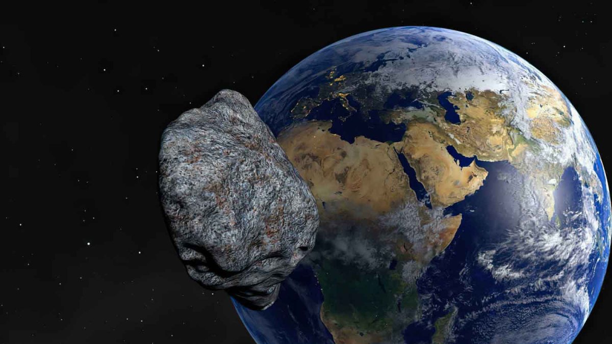 Descubierto en 1994 por los científicos de la NASA, el asteroide se mueve a 47.344 millas por hora (76.192 km/h), de acuerdo al Centro de Estudios de Objetos Cercanos a la Tierra de la NASA, la división de la agencia aeroespacial que rastrea cometas y asteroides que podrían colisionar con el planeta.