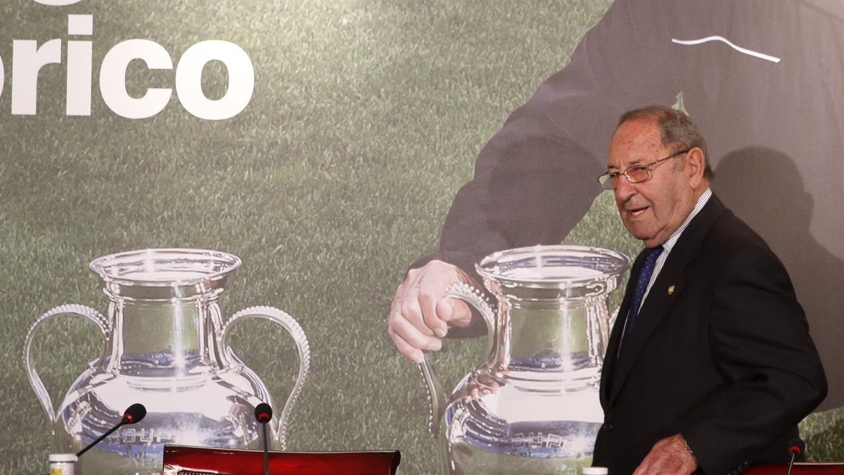 El exjugador del Real Madrid, Francisco Gento en un acto en Madrid en 2016.
