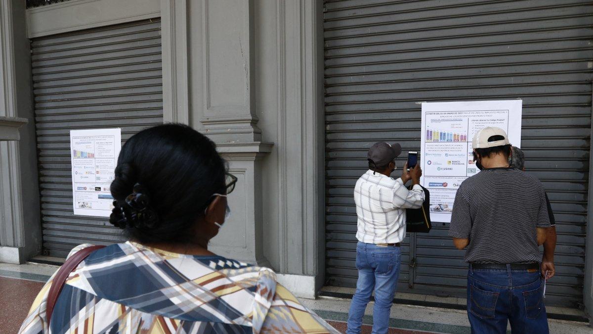 Ante el aument de contagio de la variante ómicron, la atención en ventanillas sigue suspendida.