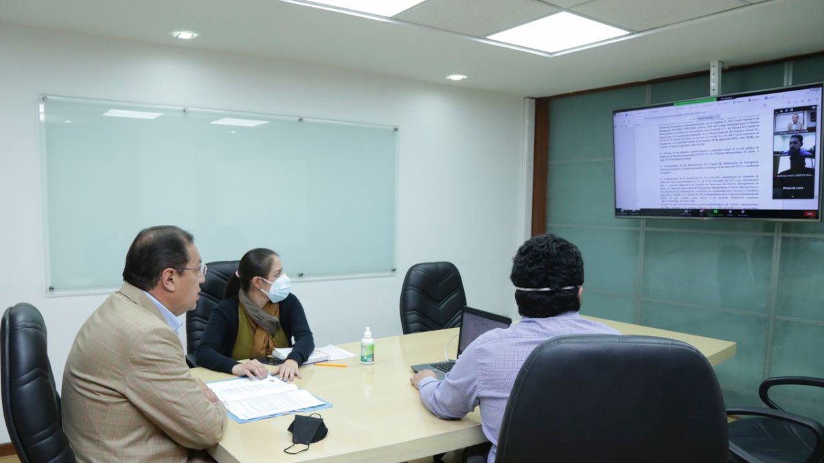 Encuentro. El COE Metropolitano se reunió la tarde de este martes 18 de enero.