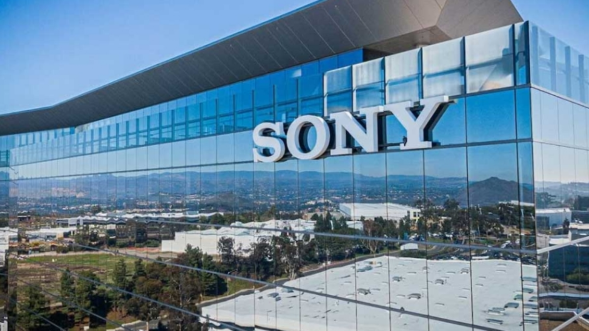 Los inversores de Sony reaccionaron así a la operación entre las dos compañías estadounidenses, en la que supone la mayor adquisición de Microsoft hasta la fecha y una apuesta contundente por el sector de los videojuegos, en la que es competidor directo de Sony.