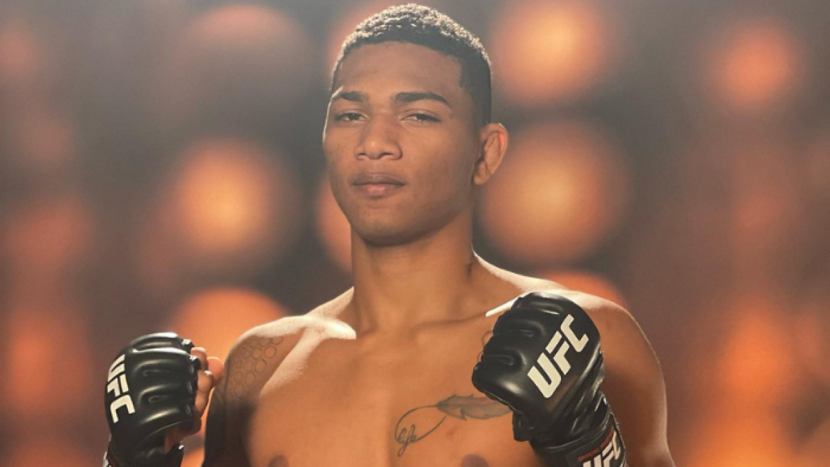El ecuatoriano debutará en UFC este sábado 22 de enero.