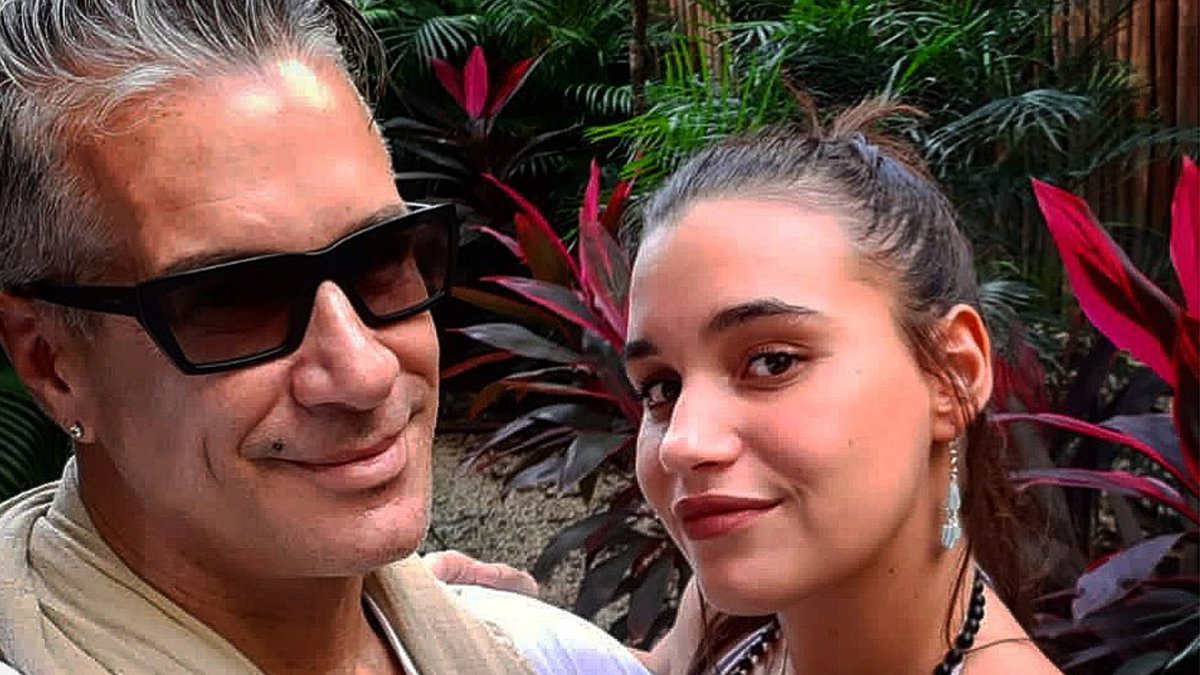 Fernando Carrillo y su esposa Gaby, de 26 años.