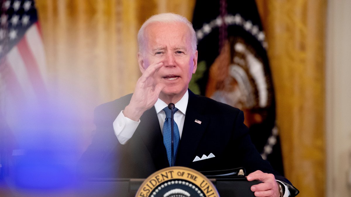 El presidente de EE.UU., Joe Biden, participa en una reunión con el Consejo de Competencia de la Casa Blancaen Washington, DC, EE.UU.