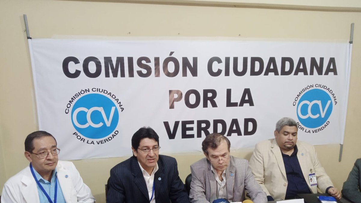 Comisión ciudadana apoya el retorno a clases pero solicita que no se obligue la vacunación de los menores.