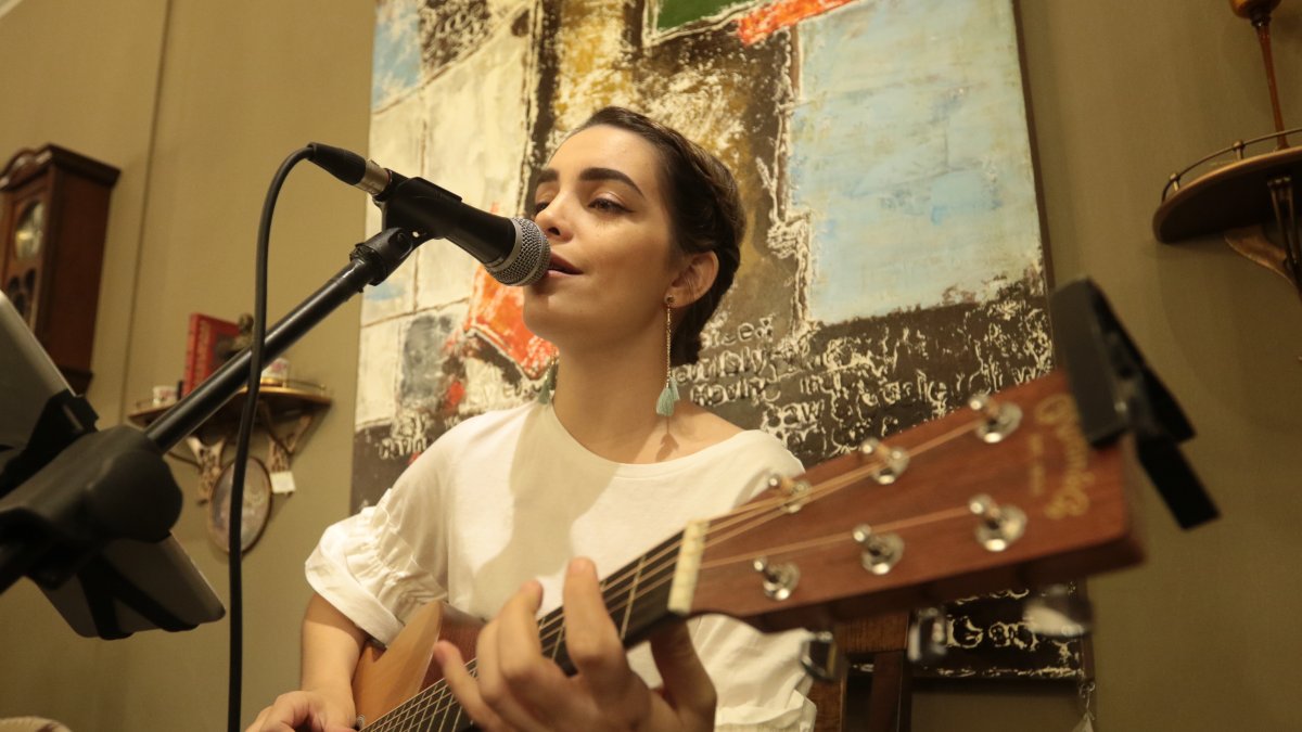 Ceci Juno vive con su esposo en México.