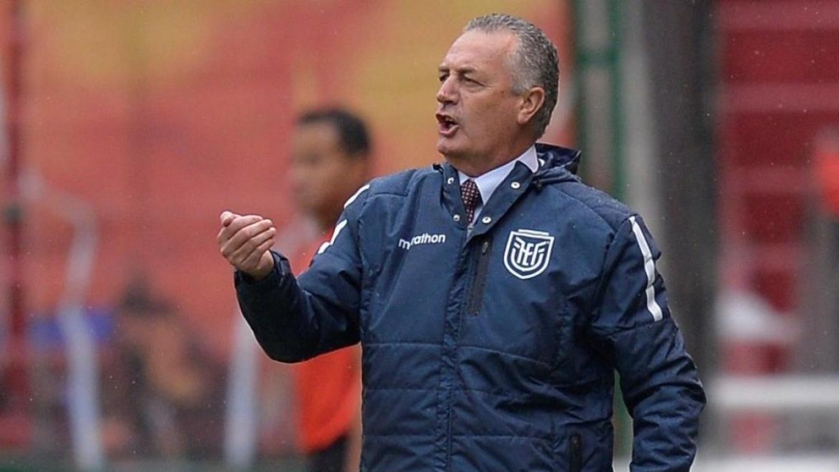 El técnico de Ecuador cree que en Perú puede estar la clasificación a Catar 2022.