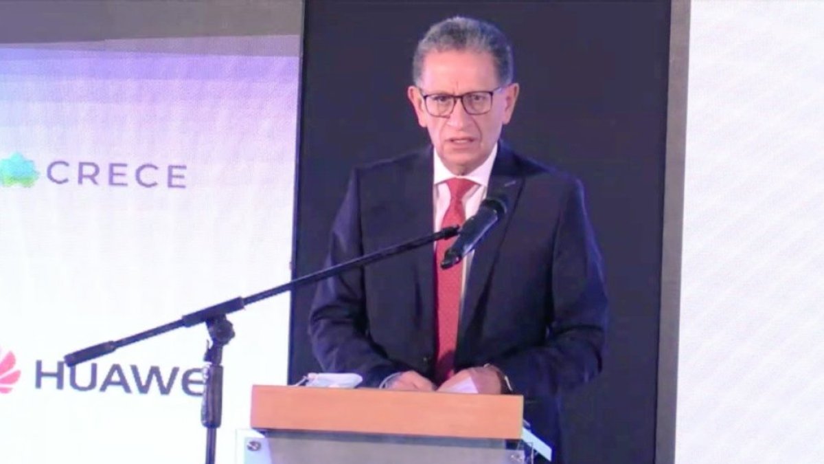 El ministro de Energía, Juan Carlos Bermeo, participó como ponente de Enaep 2022.