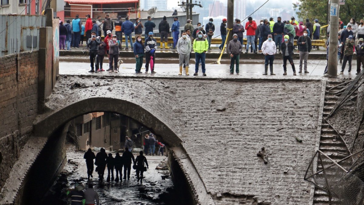 La situación en La Gasca es crítica. Familiares lloran sus víctimas.