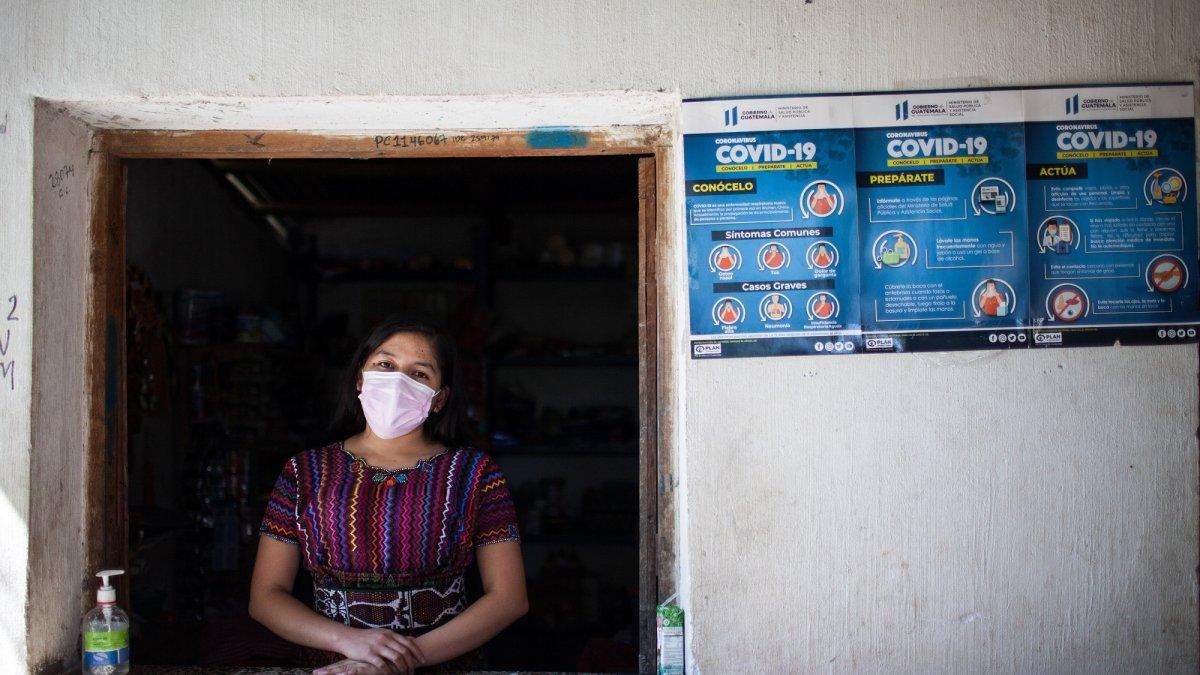 El porcentaje de vacunación anticovid en América es preocupante, según la OPS.