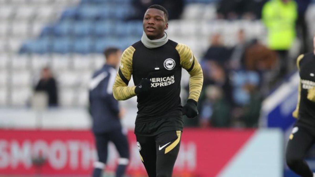 El volante Moisés Caicedo reconoció que le molesta ser suplente en el Brighton