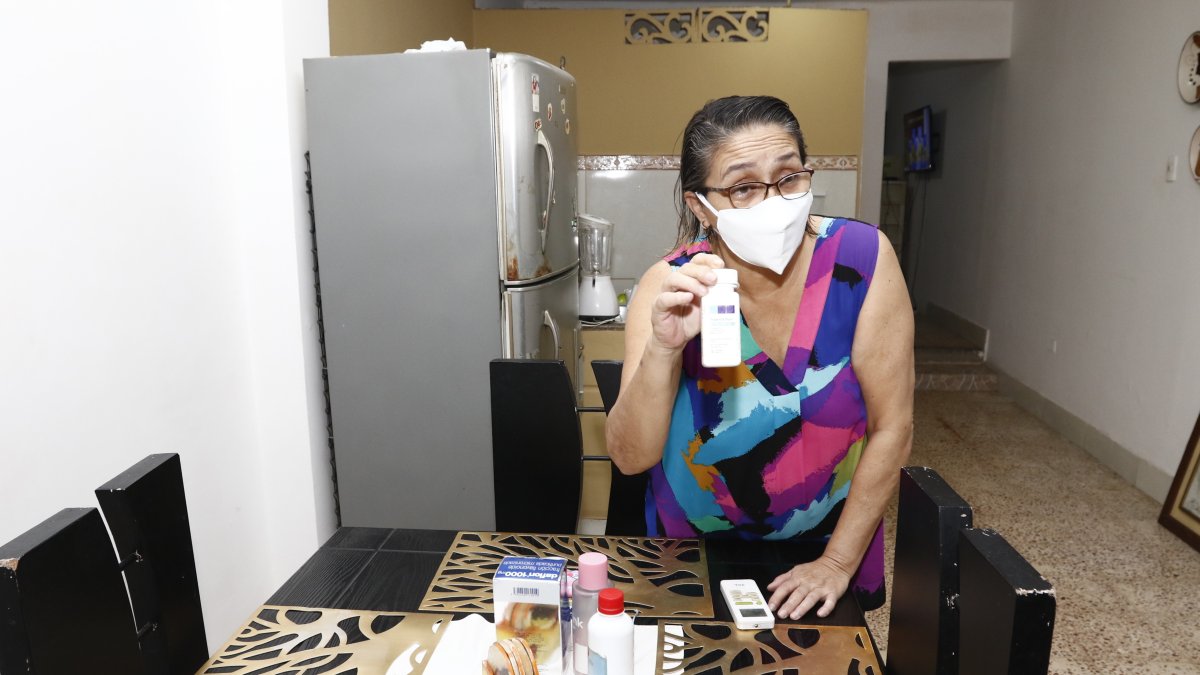 ACTRIZ AMPARO GUILLEN PIDE AYUDA ECONOMICA Y DE MEDICINAS DEBIDO A SU DELICADA SALUD Y QUE NO TIENE TRABAJO/JIMMY NEGRETE/GUAYAQUIL-ECUADOR