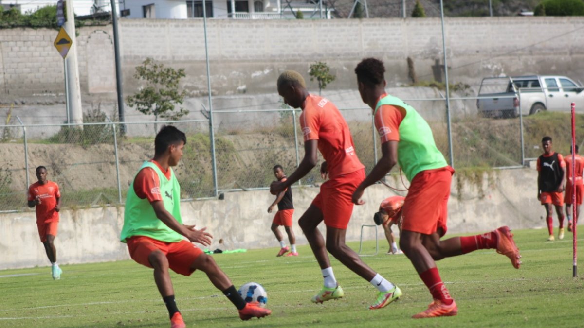 El cuadro albo es el vigente campeón nacional sub-18. Tendrá una nómina con jugadores que ya debutaron en primera
