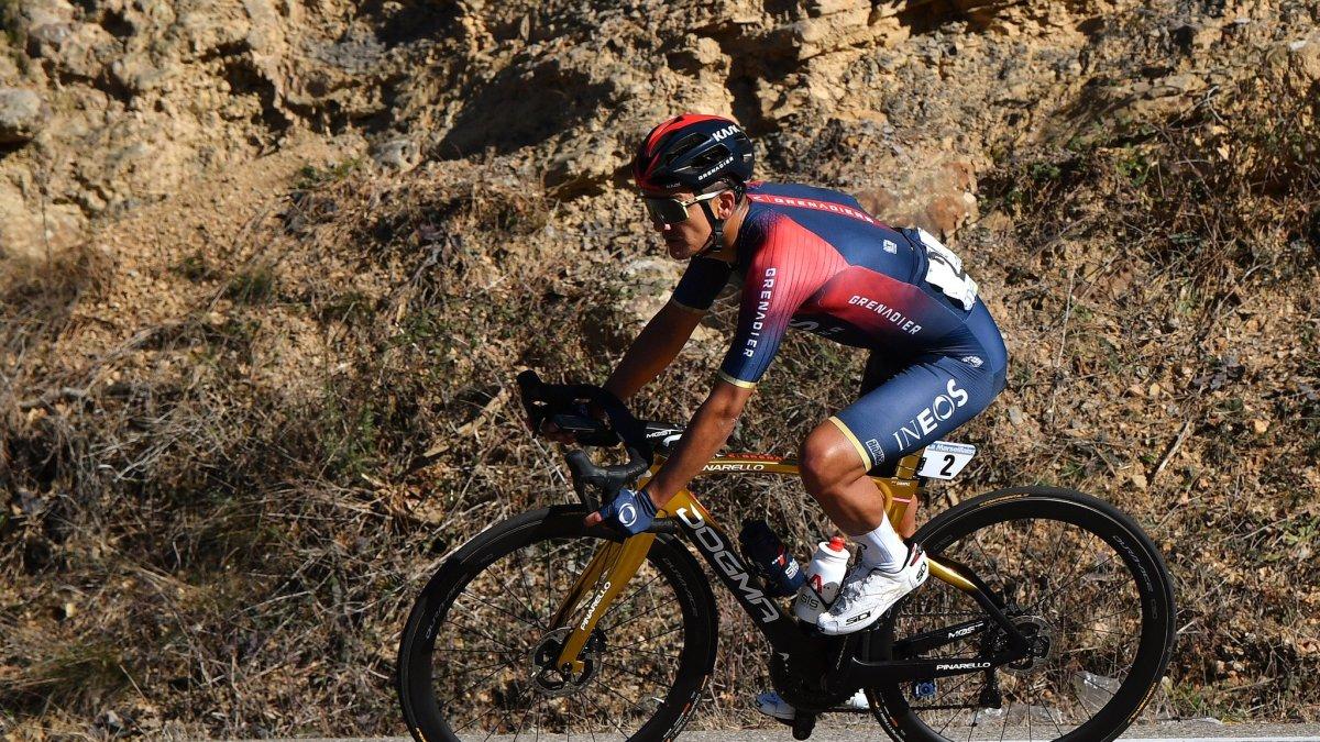 Richard Carapaz dejó atrás una caída y estuvo en la cuarta etapa de la prueba francesa.