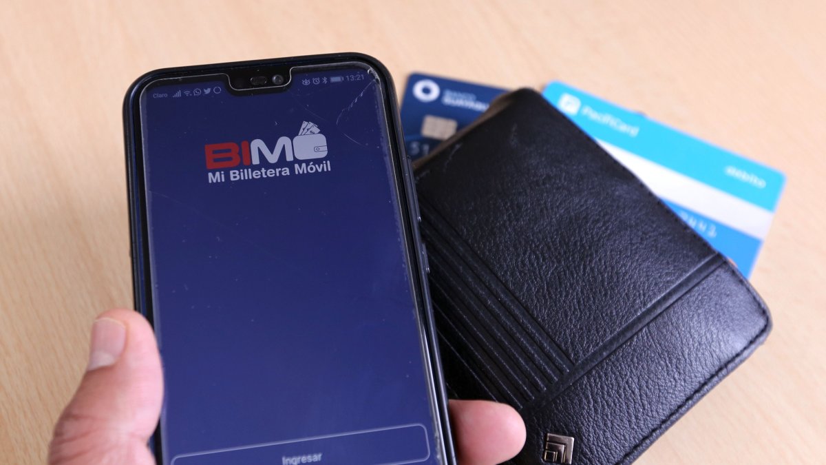 Aplicación. Los usuarios todavía pueden descargar BIMO en sus teléfonos celulares para hacer transacciones.