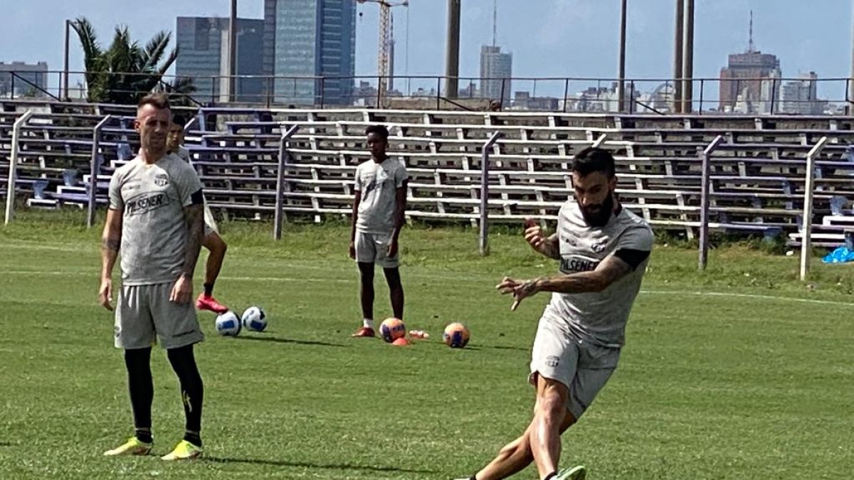 El cuadro torero trabajó en Uruguay la tarde de este lunes 7 de febrero de 2022.